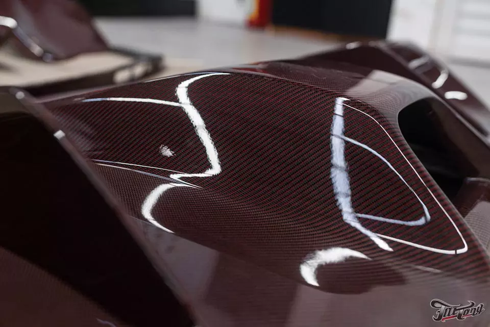 Chevrolet Corvette. Ламинация деталей экстерьера черно-красным карбоном!